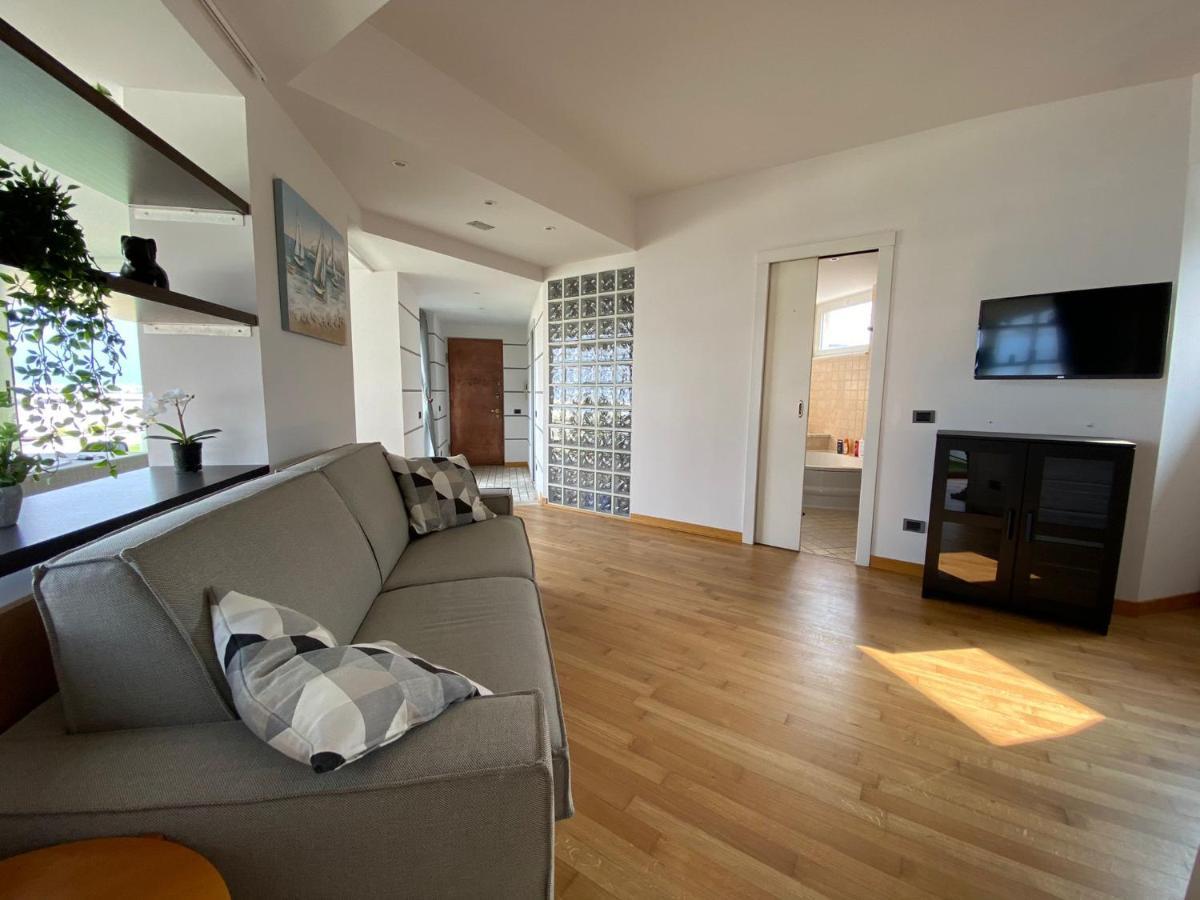 Attico With Big Terrace In Residence With Pool Valbrona Екстер'єр фото