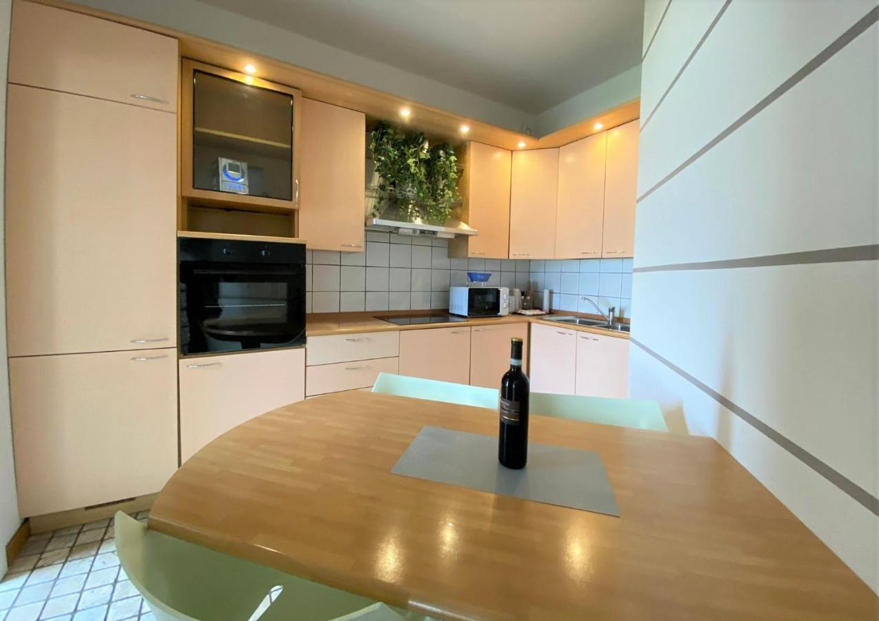 Attico With Big Terrace In Residence With Pool Valbrona Екстер'єр фото